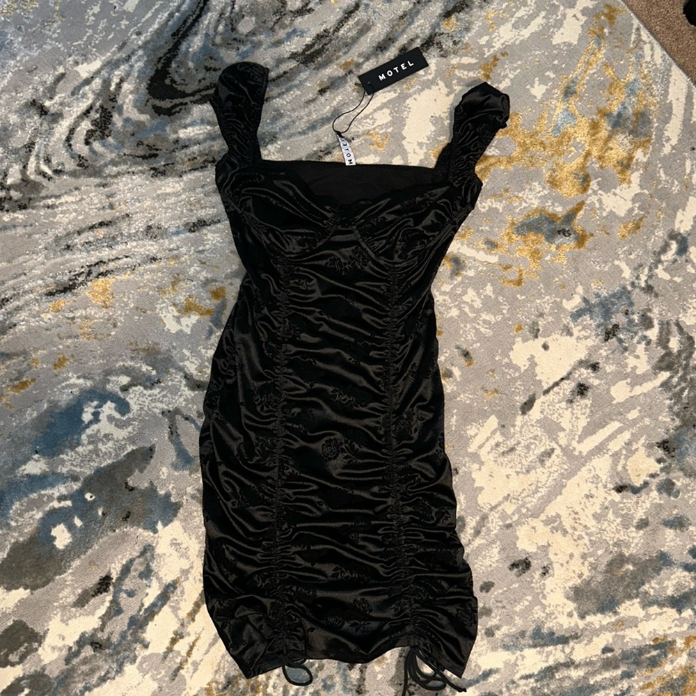 Women’s Motel Rocks Black Floral Bodycon Dress